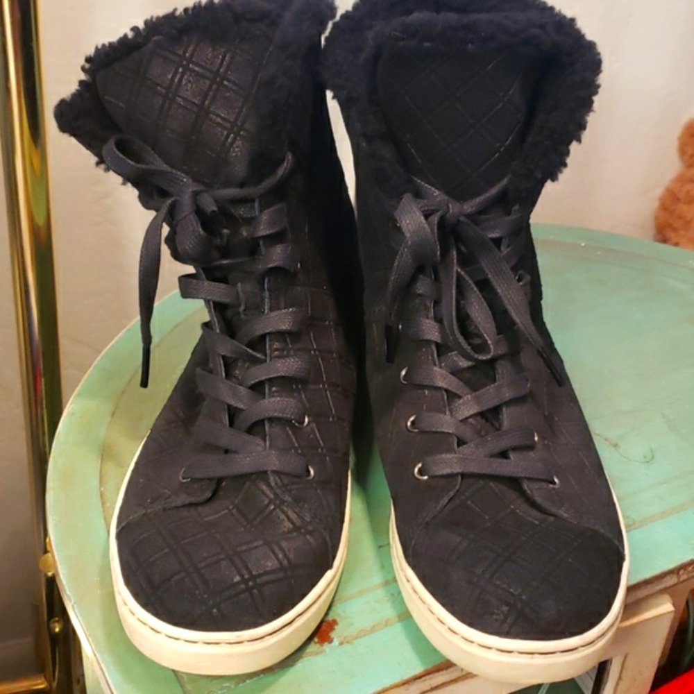 UGG DOUBLE DIAMOND SUEDE ♦️ 💎 UGG LEATHER BLACK HIGH TOP